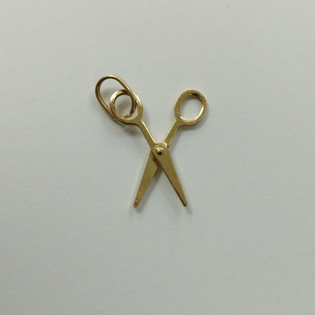 DIJE ORO 14 K 0.6 GRMS (SEMINUEVO)