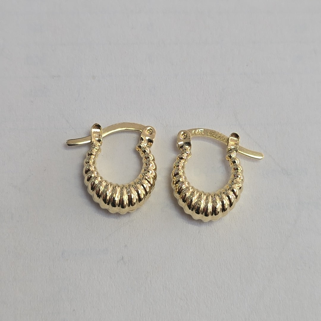 ARETES ARRACADA ESTRIADAS 14K 1.1 GR (NUEVO)