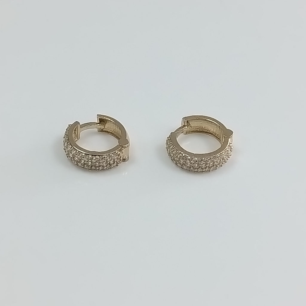 ARETES HUGGIE CON CIRCONIAS 14K 2 GR (NUEVO)