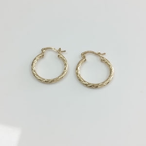 ARETES ARRACADAS LABRADAS 14K 2.1 GR (NUEVO)