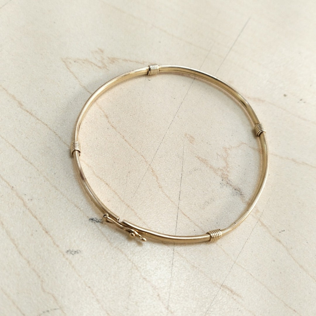 PULSERA RIGIDA ORO 14 K 4,60 GRMS (SEMINUEVO)