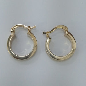 ARETES ARRACADA LISA 14K 2 GR (NUEVO)