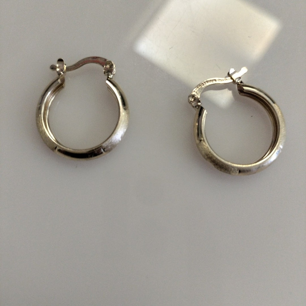 ARETES TEJIDO ARRACADA SATINADA 14K 2.6 GR (NUEVO)
