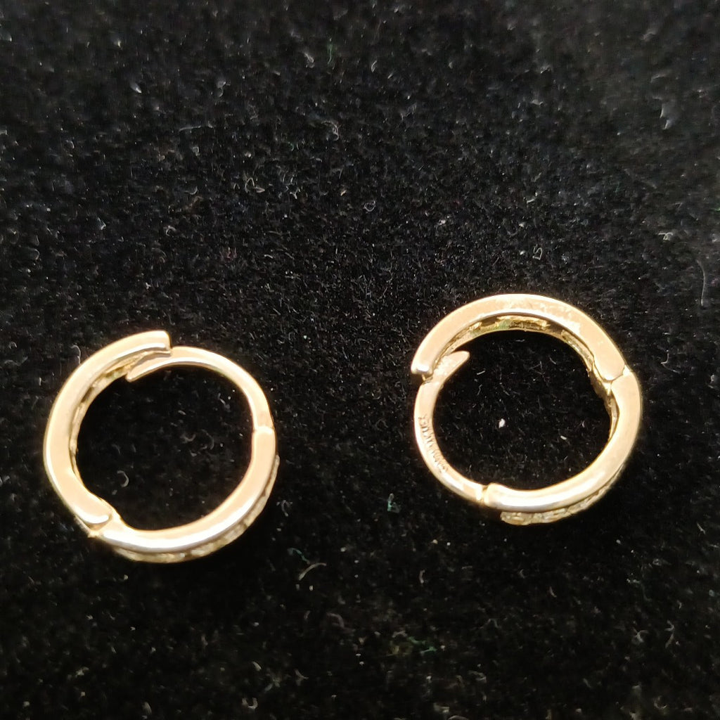 ARETES ARRACADA C CIRCONIAS 14K 1.2 GR (NUEVO)