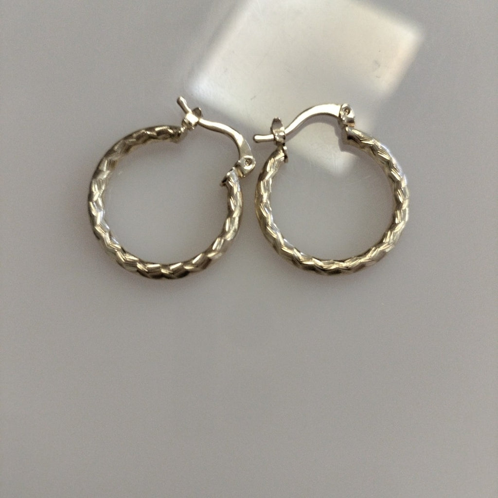 ARETES ARRACADAS LABRADAS 14K 2 GR (NUEVO)