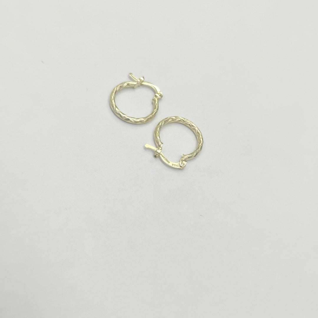 ARETES ARRACADAS TRENZADAS 14K 18 1.6 GR (NUEVO)