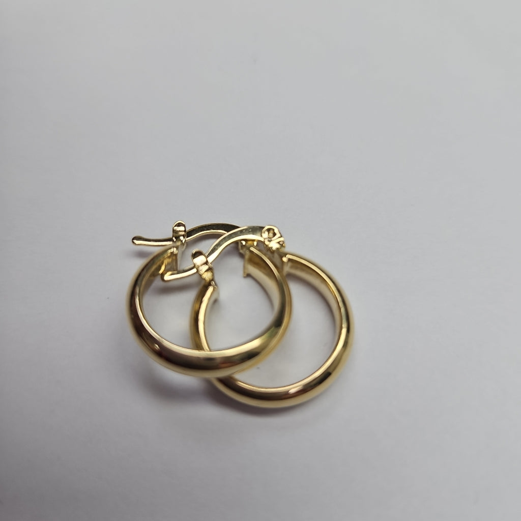 ARETES ARRACADA LISA 14K 1.7 GR (NUEVO)