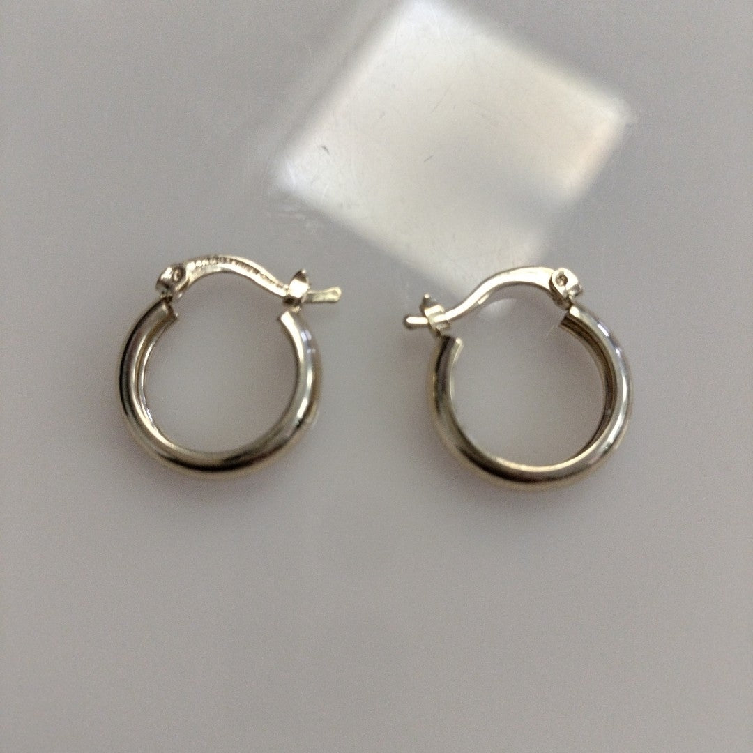 ARETES TEJIDO ARRACADAS LISAS 14K 2.1 GR (NUEVO)