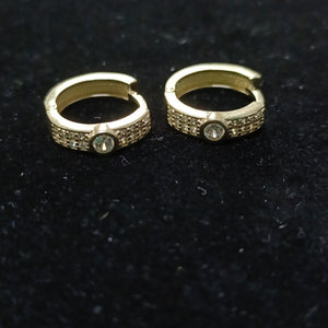 ARETES ARRACADAS C CIRCONIAS 10K 2.7 GR (NUEVO)
