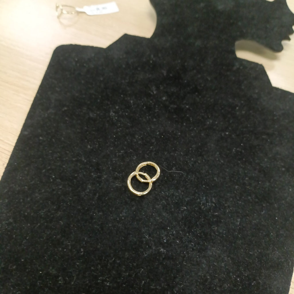 ARETES HUGGIES LISAS 14K 1.6 GR (NUEVO)