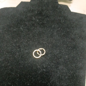 ARETES HUGGIES LISAS 14K 1.6 GR (NUEVO)