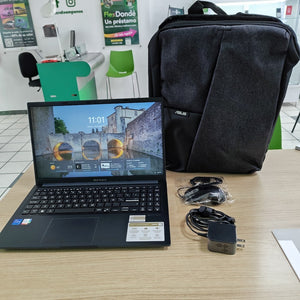 LAPTOP ASUS VIVOBOOK 15 X1504VA-NJ2536W (2025) 512 GB SSD 16 GB RAM (SEMINUEVO)