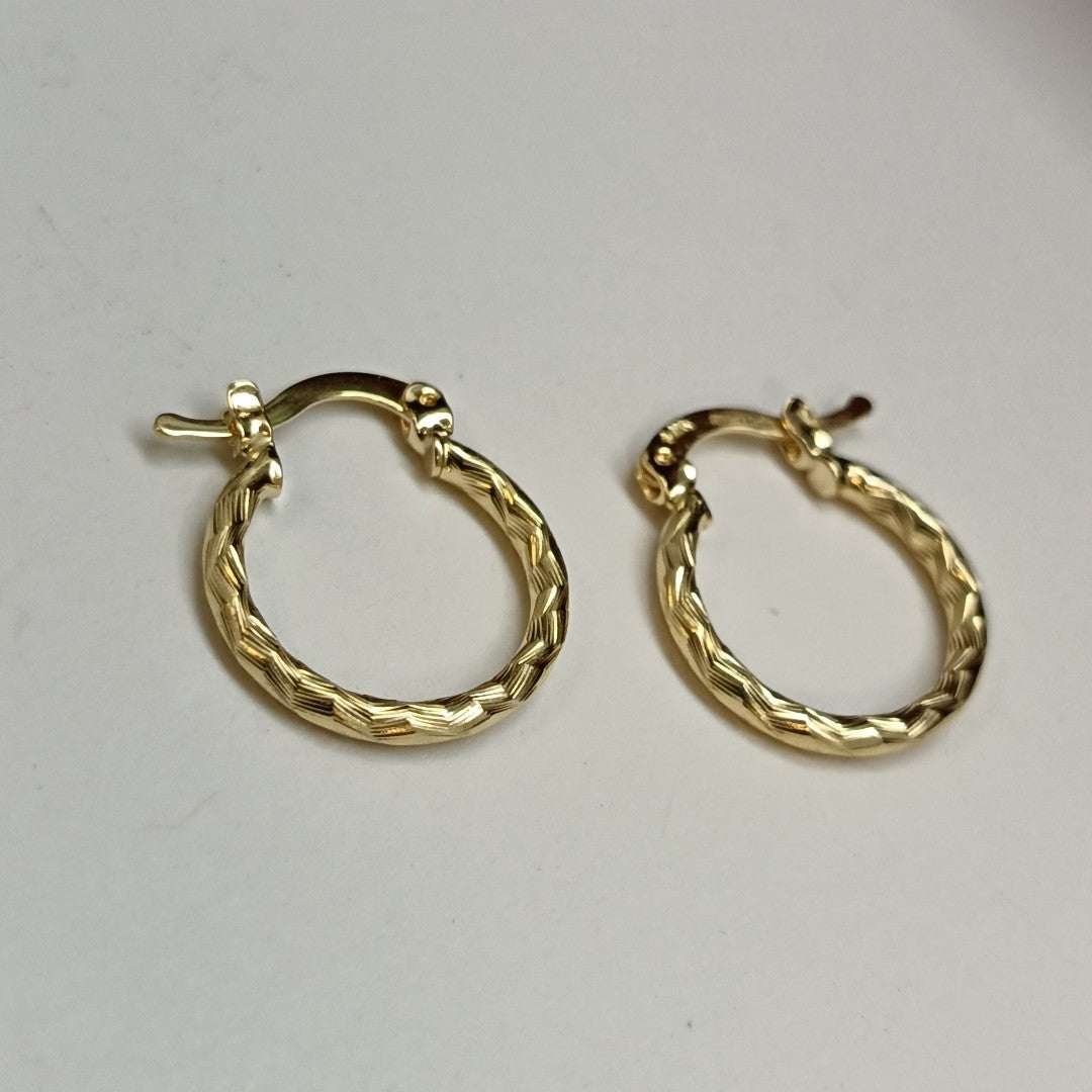 ARETES ARRACADAS TRENZADAS 14K 18 1.6 GR (NUEVO)