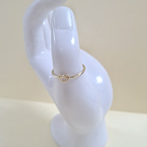 ANILLOS ANILLITO FIG CORAZON 10K TALLA 9 0.9 GR (NUEVO)