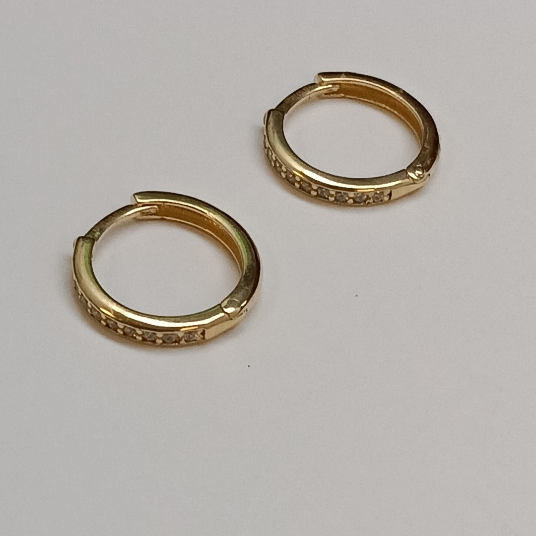 ARETES ARRACADA C CIRCONIAS 14K 1.6 GR (NUEVO)