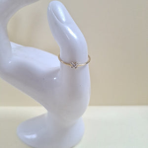 ANILLO ANILLITO C CIRCONIAS 14K 8 TALLA 1 GR (NUEVO)