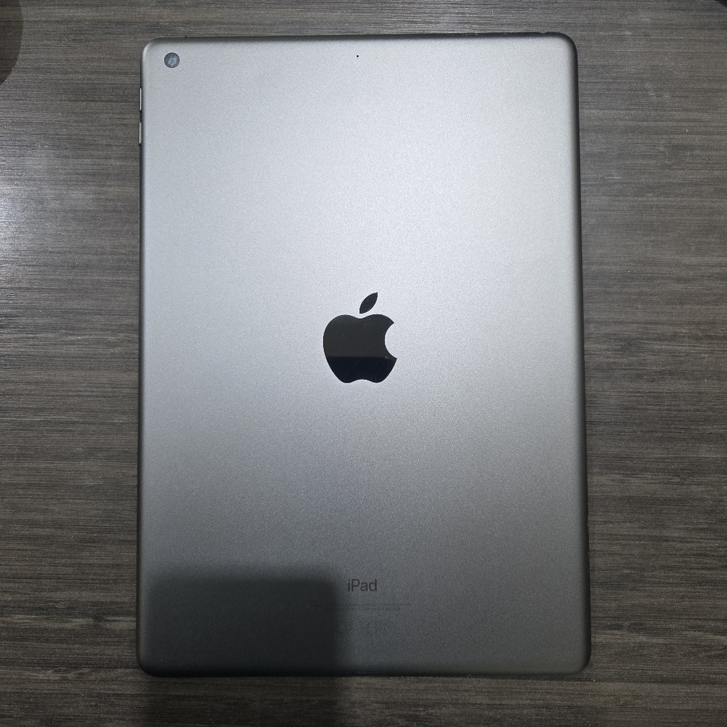 TABLETA APPLE IPAD 9 A2602 64 GB 3 GB RAM (SEMINUEVO)