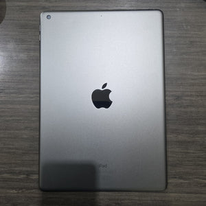 TABLETA APPLE IPAD 9 A2602 64 GB 3 GB RAM (SEMINUEVO)