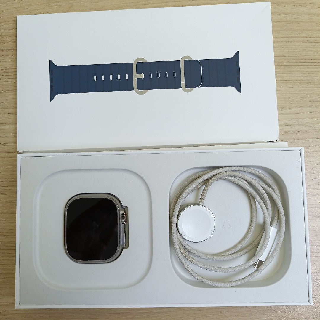 SMARTWATCH APPLE ULTRA 2 TITANIO A2986 49 MM GPS + CELULAR (SEMINUEVO)