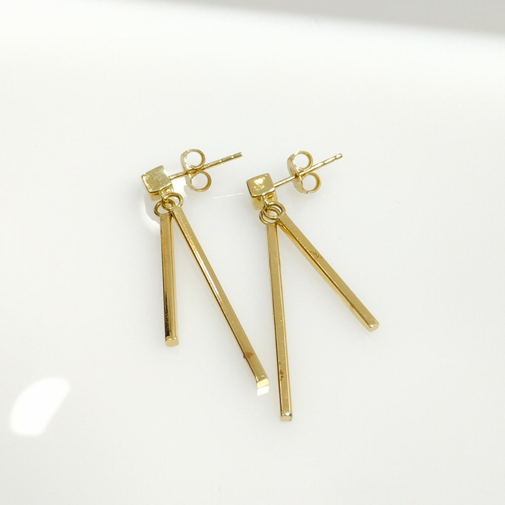 ARETES PAR ORO 14 K 2,00 GRMS (SEMINUEVO)