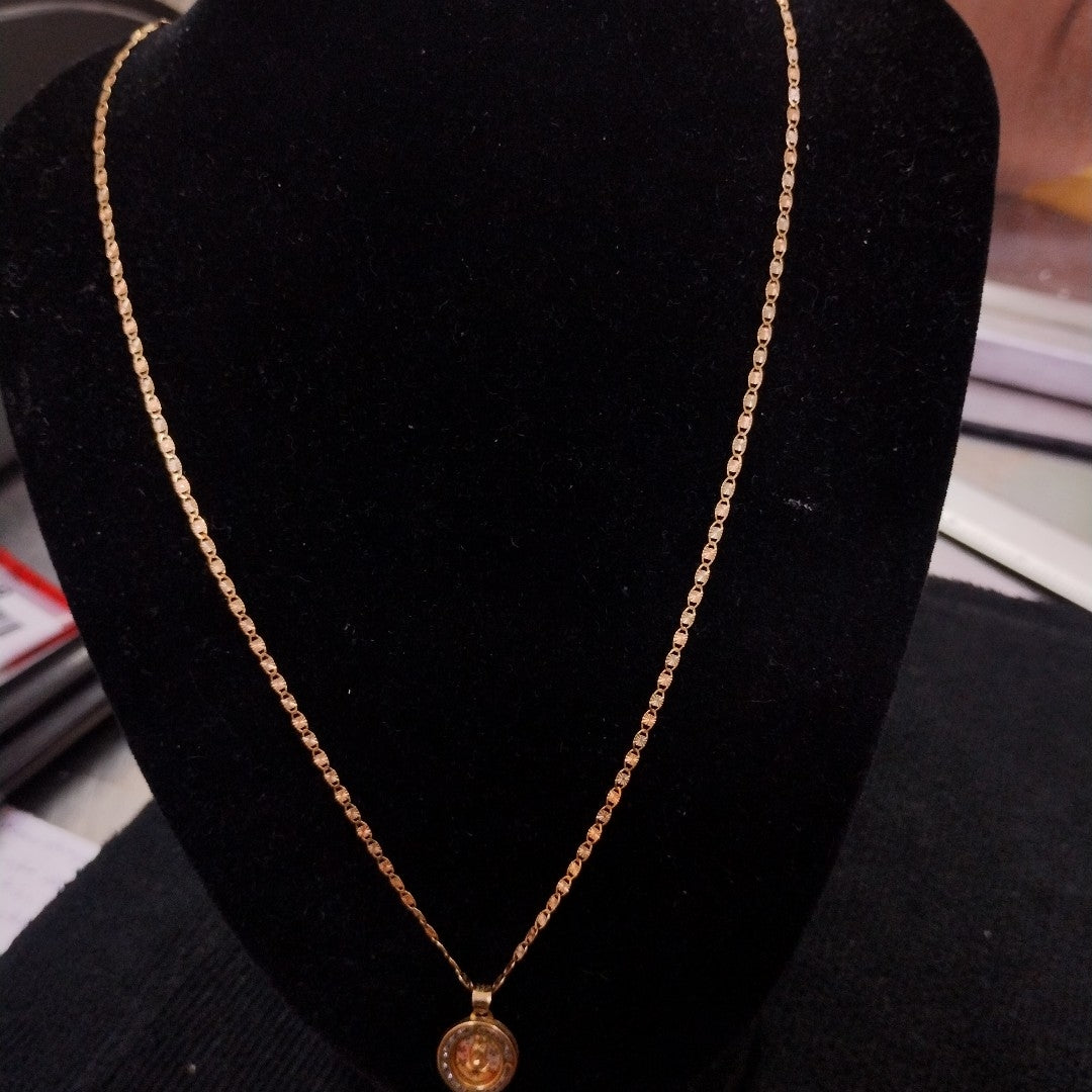 CADENA, MEDALLA RELIGIOSA ORO COMBINADO 10 K 2.3 GRMS (SEMINUEVO)