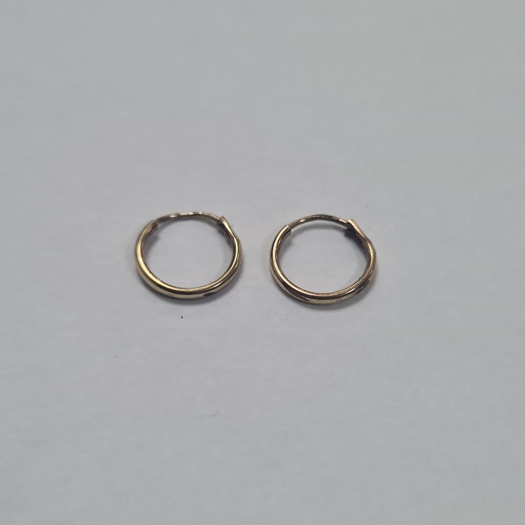 ARRACADAS PAR ORO 10 K 0.2 GRMS (SEMINUEVO)
