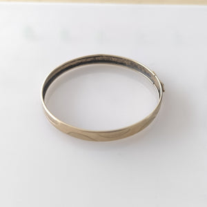 PULSERA RIGIDA ORO 10 K 5,60 GRMS (SEMINUEVO)