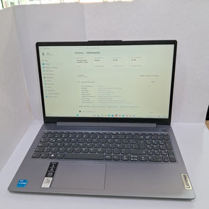 LAPTOP LENOVO IDEAPAD SLIM 3 15IRU8 (2025) 512 GB SSD 8 GB RAM (SEMINUEVO)