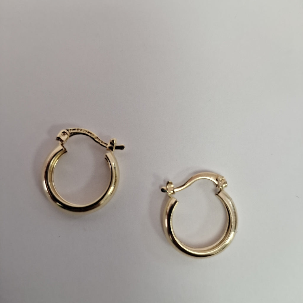 ARETES TEJIDO ARRACADAS LISAS 14K 2.1 GR (NUEVO)