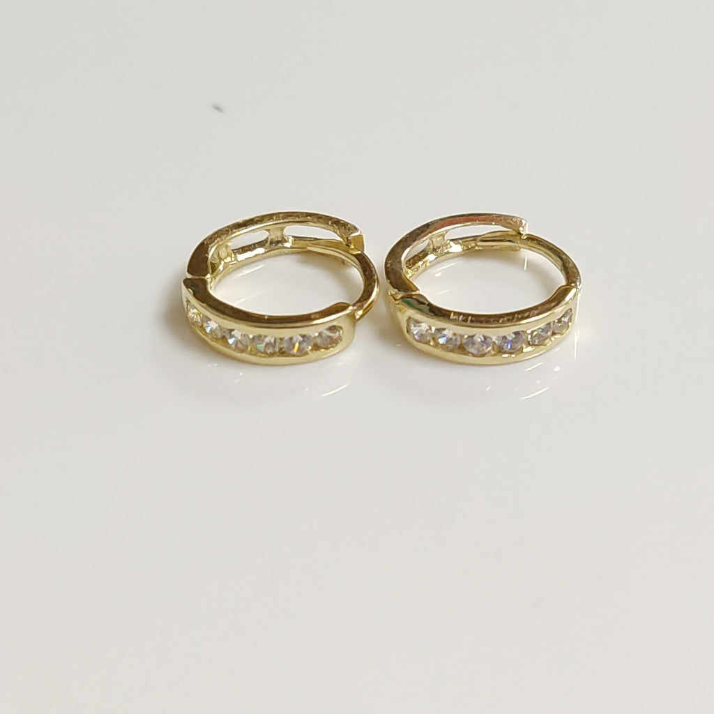 ARETES HUGGIES C CIRCONIA 14K 1.1 GR (NUEVO)