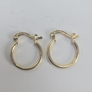 ARETES ARRACADAS ESTRIADAS 14K 1.4 GR (NUEVO)