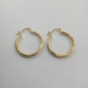ARETES TEJIDO ARRACADAS BISELADAS 14K 3.8 GR (NUEVO)