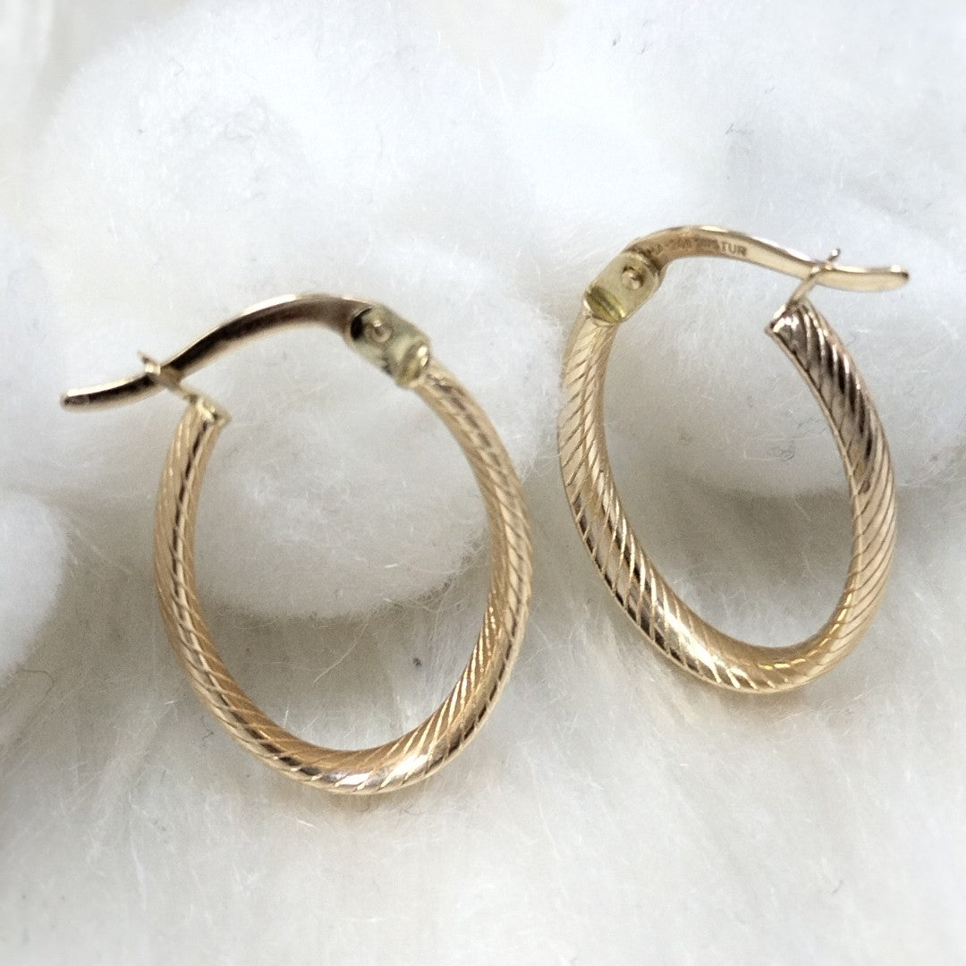 ARRACADAS PAR ORO 14 K 1.4 GRMS (SEMINUEVO)