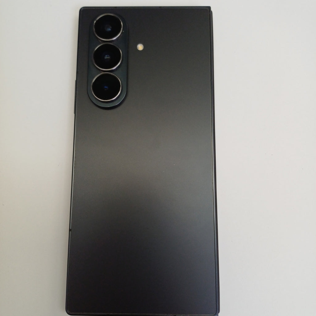 CELULAR SAMSUNG GALAXY Z FOLD7 SM-F966B (2025) 1 TB 16 GB RAM (SEMINUEVO)