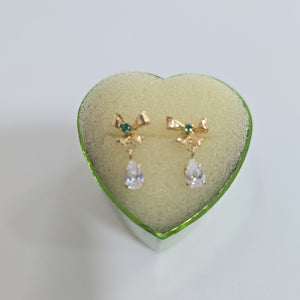 ARETES PAR ORO 10 K 0.8 GRMS (SEMINUEVO)