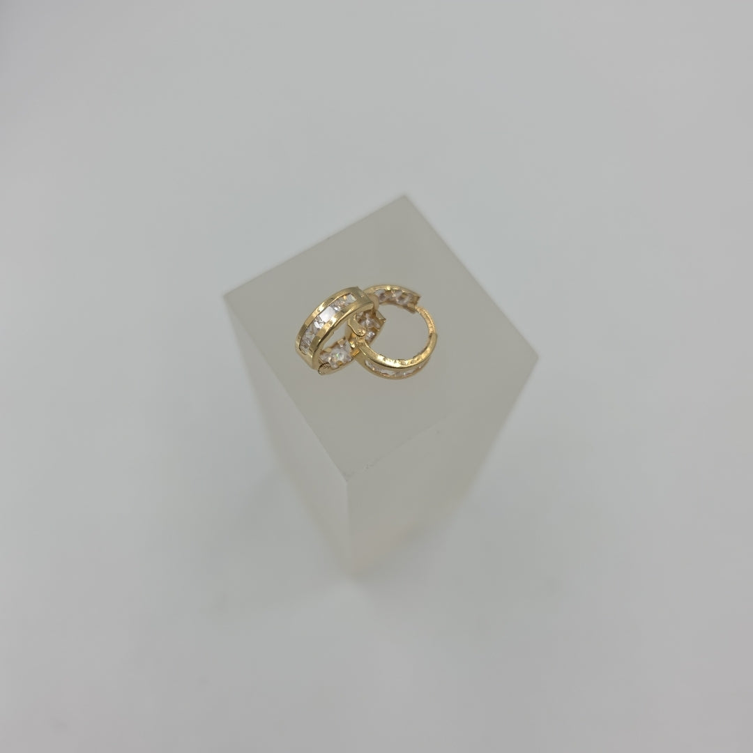 ARETES ARRACADAS C CIRCONIAS 10K 1.4 GR (NUEVO)
