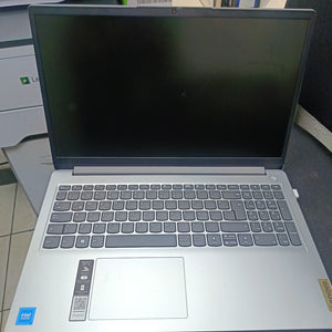 LAPTOP LENOVO IDEAPAD 1 15IJL7 (2025) 256 GB SSD 8 GB RAM (SEMINUEVO)