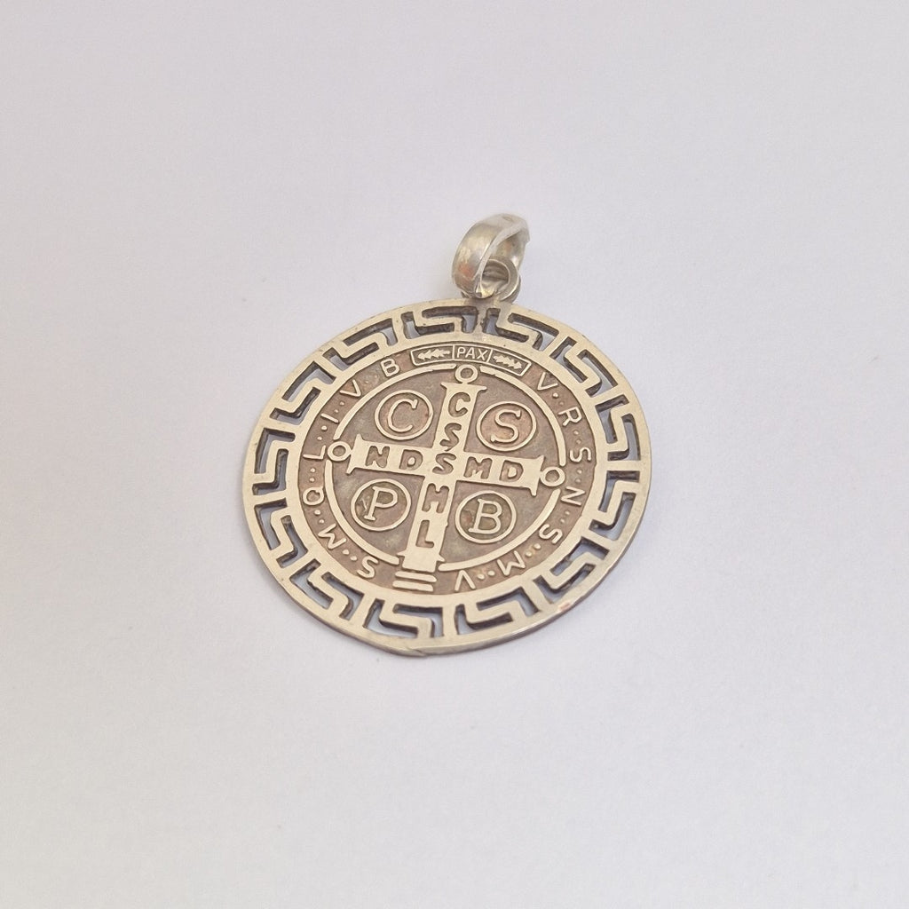 MEDALLA RELIGIOSA PLATA 3.6 GRMS (SEMINUEVO)