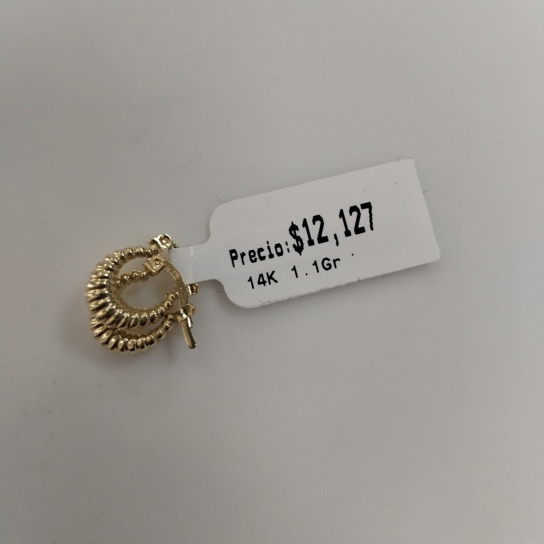 ARETES ARRACADA ESTRIADAS 14K 1.1 GR (NUEVO)