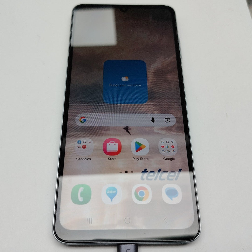 CELULAR SAMSUNG GALAXY A06 SM-A065M (2024) 128 GB 4 GB RAM (SEMINUEVO)