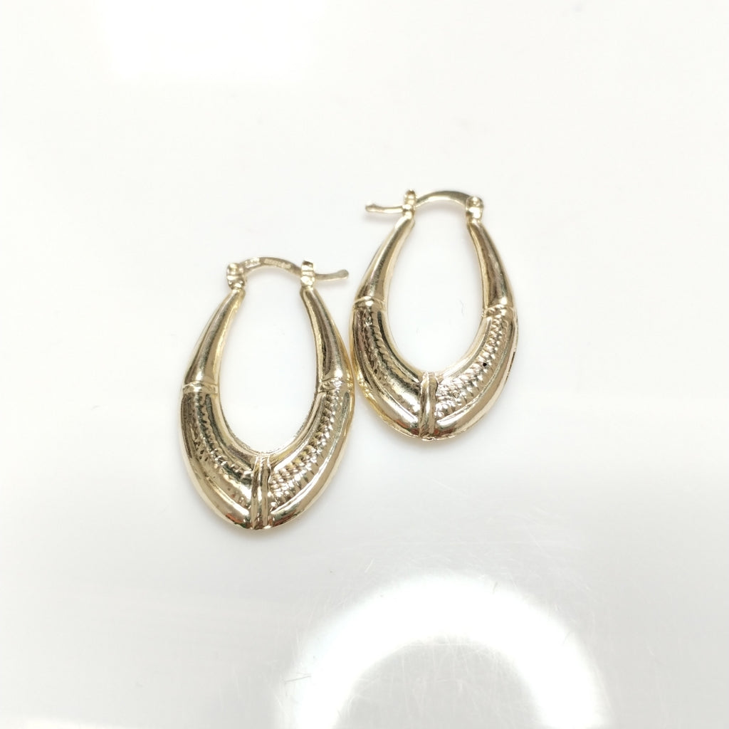 ARETES ARRACADAS ESTRIADAS 14K 2.6 GR (NUEVO)