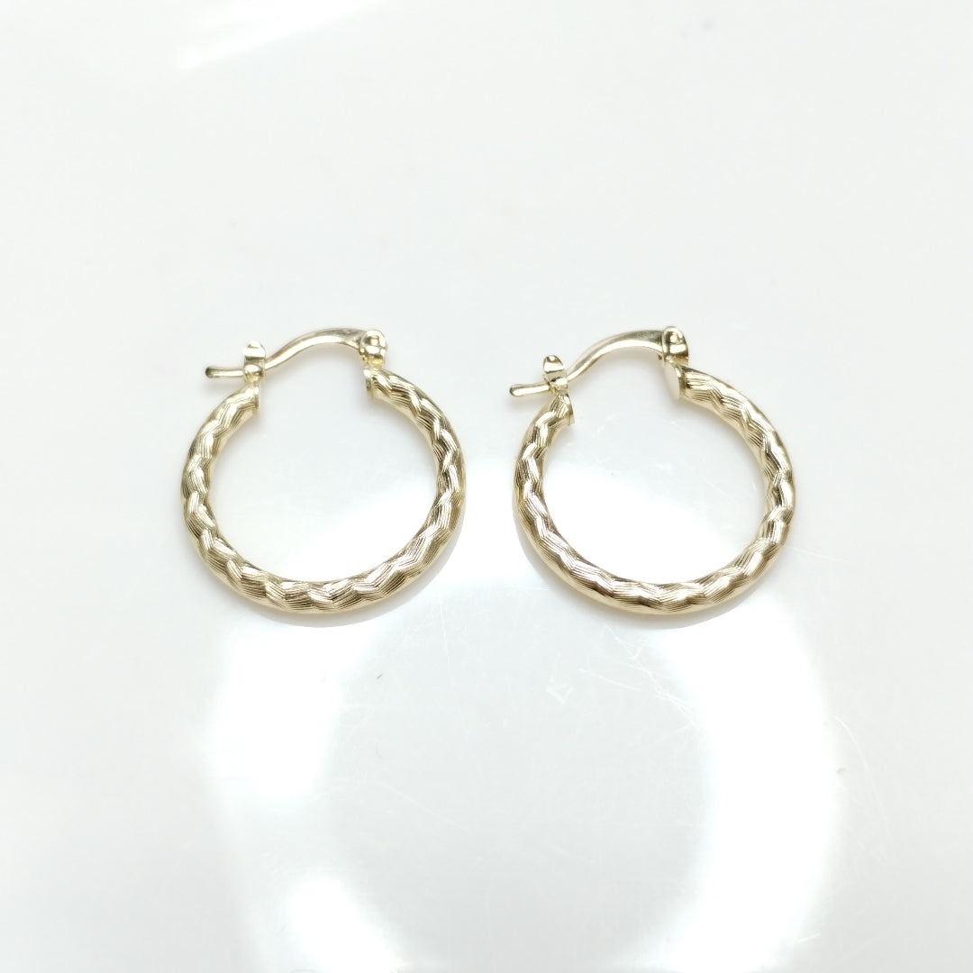 ARETES ARRACADAS LABRADAS 14K 2.1 GR (NUEVO)