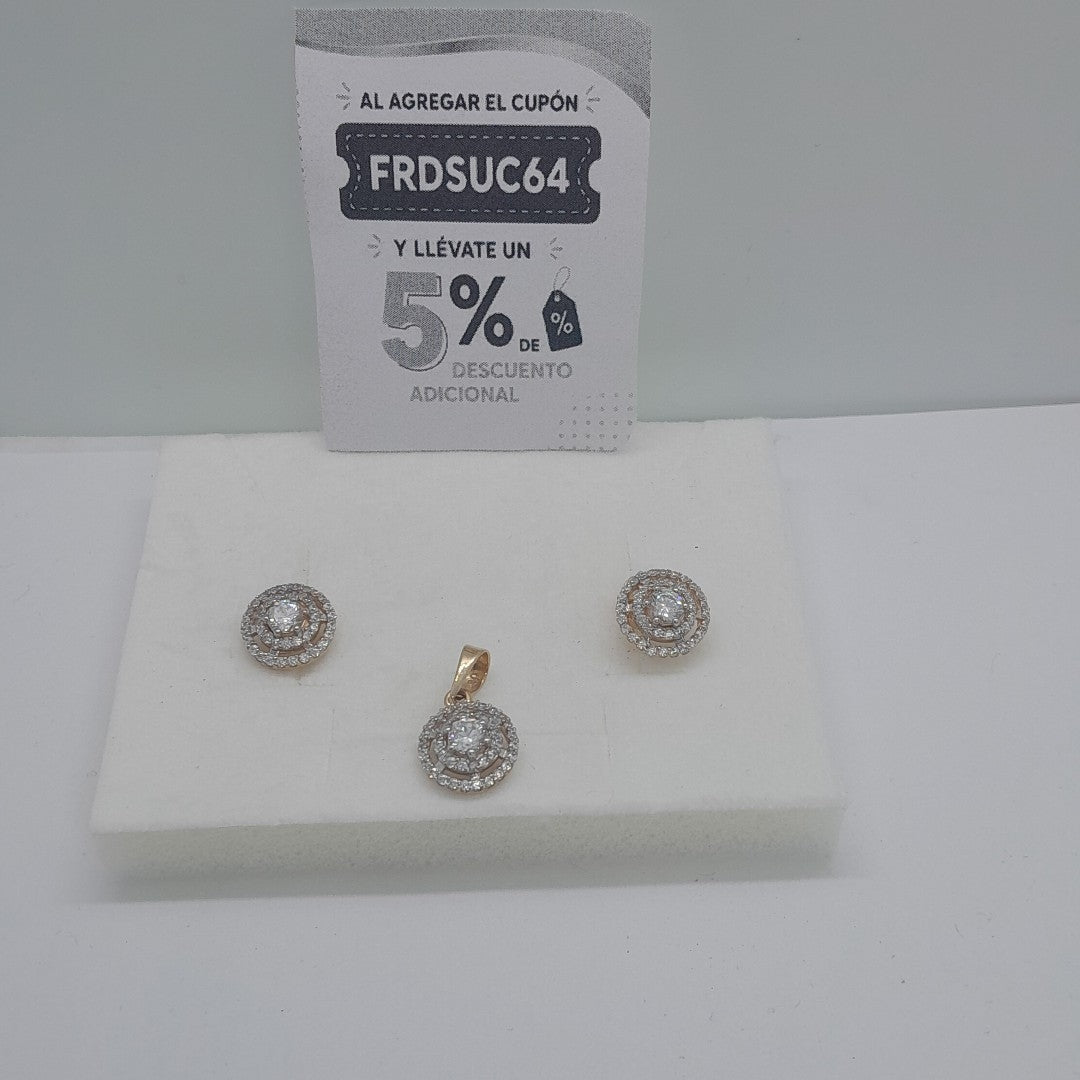 BROQUELES MEDIO ADEREZO BROQUELES Y DIJE C CIRCONIAS 14K 4.2 GR (NUEVO)