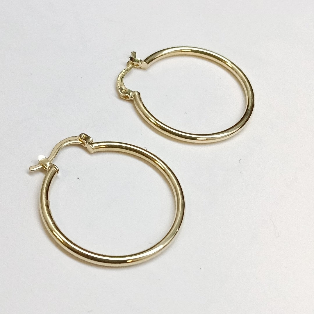 ARETES TEJIDO ARRACADAS LISAS 14K 1.5 GR (NUEVO)