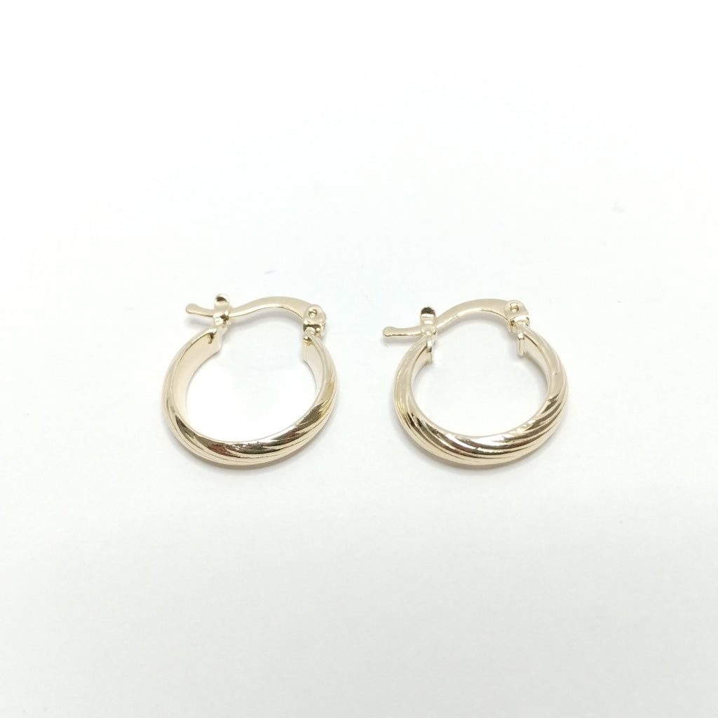 ARETES ARRACADA ASTRIADA 14K 1.7 GR (NUEVO)