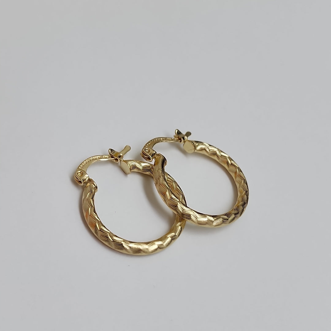 ARETES ARRACADAS LABRADAS 14K 2.2 GR (NUEVO)