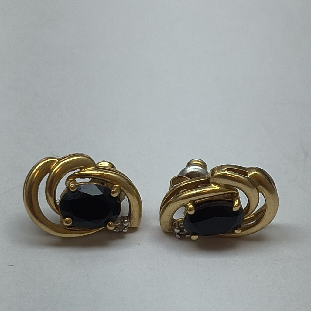 ARETES PAR ORO 14 K 3.6 GRMS (SEMINUEVO)