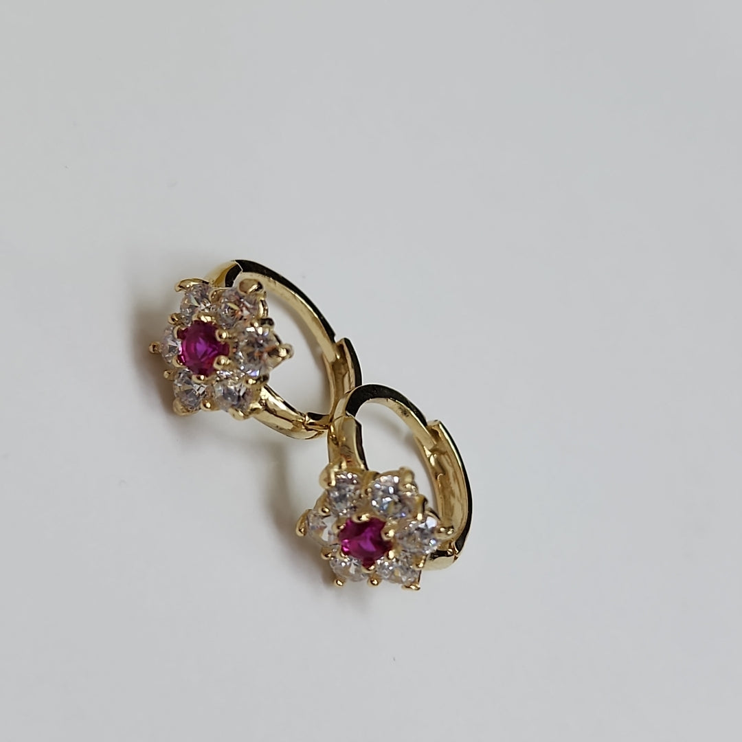 ARETES HUGGIES CON CIRCONIAS Y PIEDRA DE COLOR 14K 1.8 GR (NUEVO)