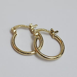 ARETES ARRACADAS ESTRIADAS 14K 1.4 GR (NUEVO)