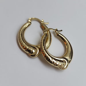 ARETES ARRACADAS ENTRELAZADAS 14K 2.6 GR (NUEVO)